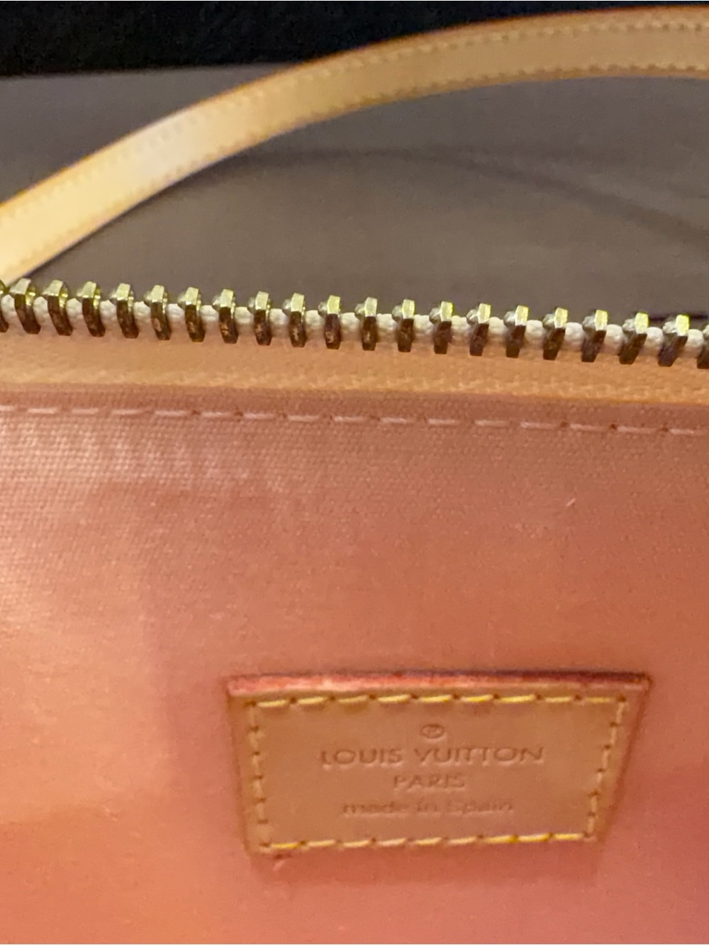 LOUIS VUITTON Marshmallow Monogram Vernis Mallory Square Bag - Picture 10 of 14